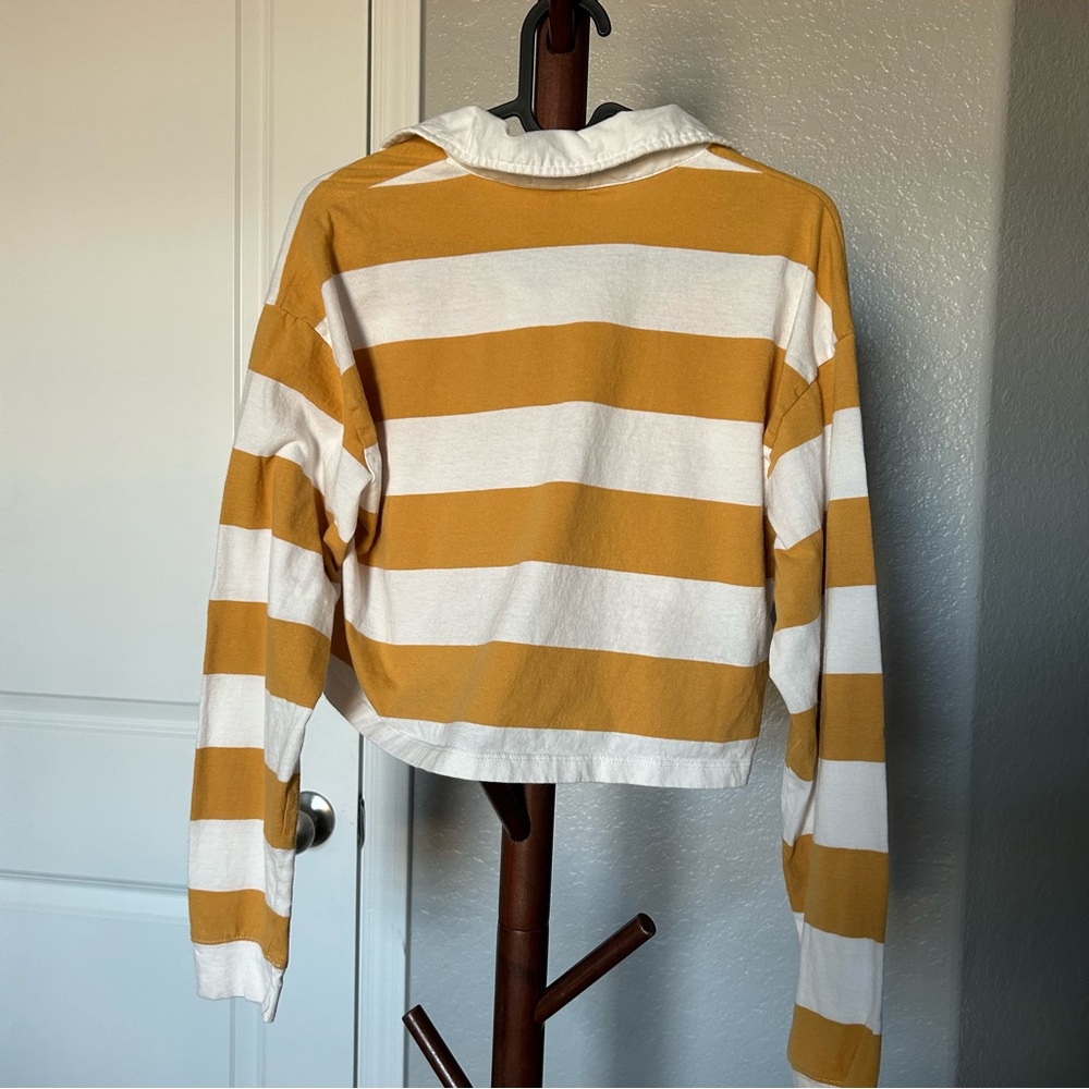 W Yellow & White Love On A Hanger Striped Cropped Long Sleeve Size M |A36 - Picture 4 of 9